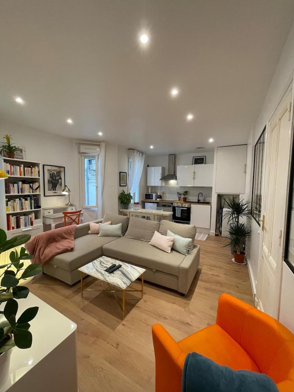 Appartement Aux Chartrons Bordeaux Bagian luar foto